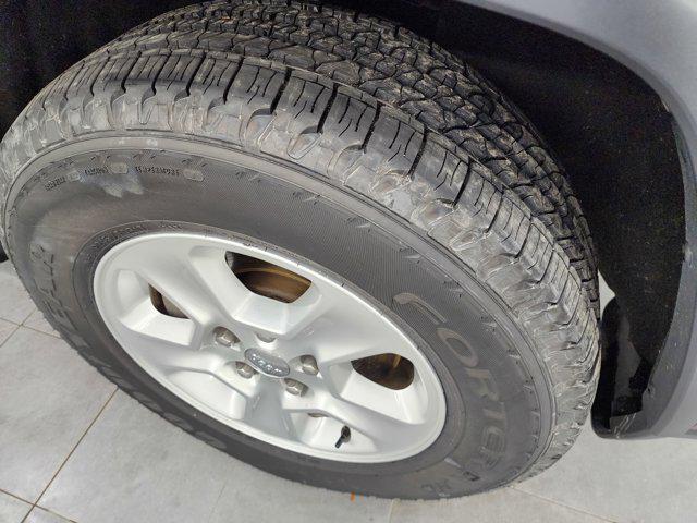 used 2017 Jeep Grand Cherokee car, priced at $16,499