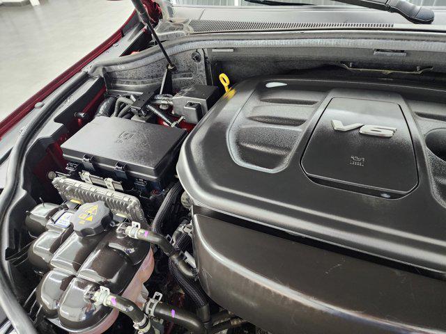 used 2017 Jeep Grand Cherokee car, priced at $16,499