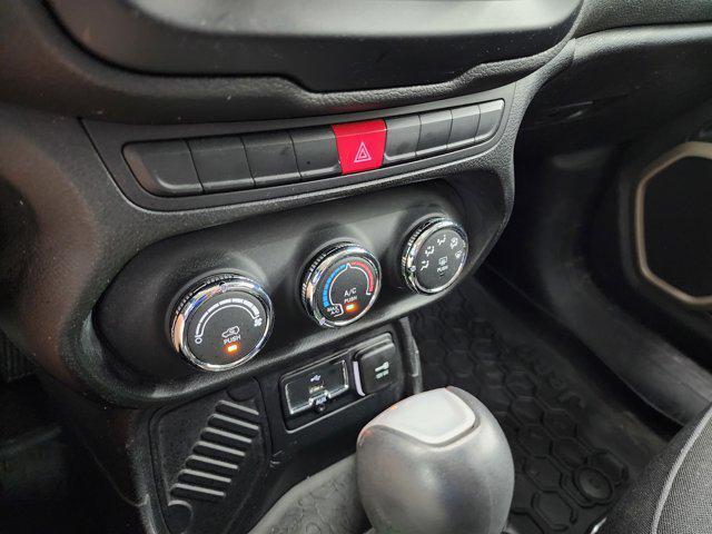 used 2015 Jeep Renegade car
