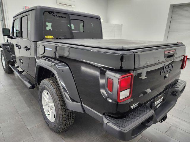 used 2022 Jeep Gladiator car, priced at $31,999