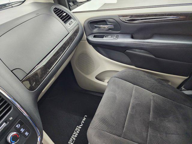used 2013 Dodge Grand Caravan car