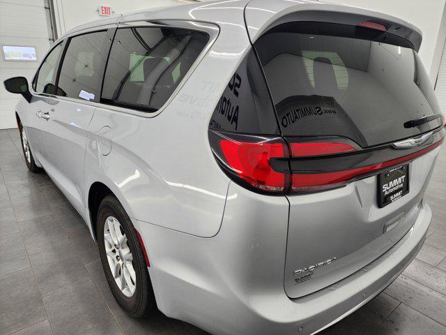 used 2023 Chrysler Pacifica car, priced at $25,999