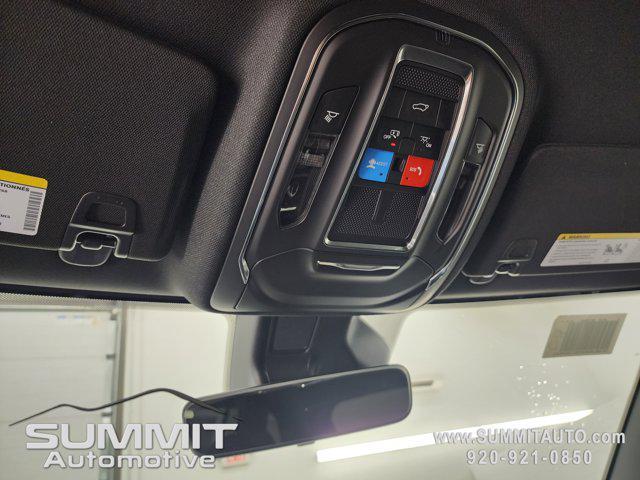 new 2025 Jeep Grand Cherokee car, priced at $40,304