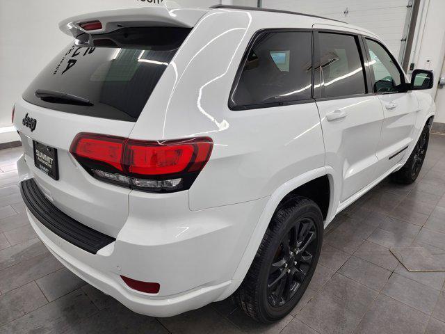 used 2022 Jeep Grand Cherokee car, priced at $30,999