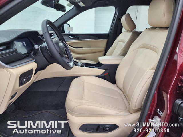 new 2025 Jeep Grand Cherokee car, priced at $45,410