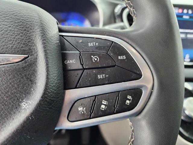 used 2023 Chrysler Pacifica car, priced at $25,999