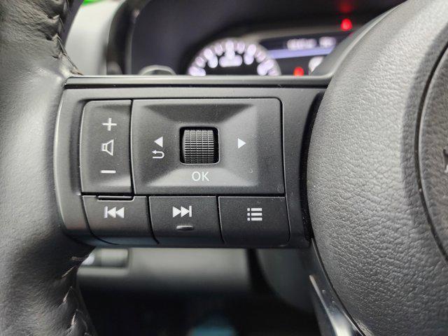 used 2025 Nissan Pathfinder car, priced at $35,999
