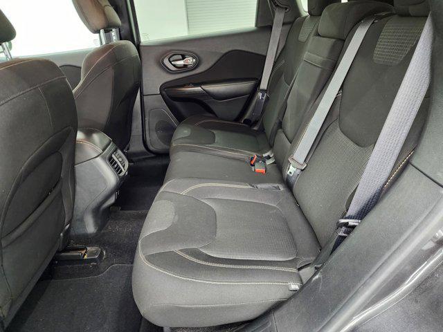 used 2016 Jeep Cherokee car