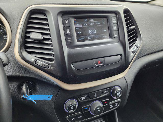 used 2016 Jeep Cherokee car