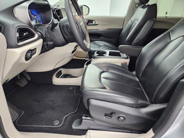 used 2023 Chrysler Pacifica car, priced at $25,999