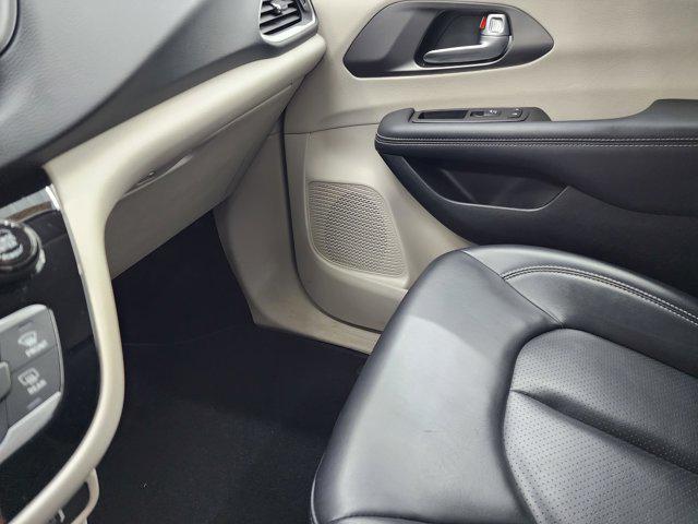 used 2023 Chrysler Pacifica car, priced at $25,999