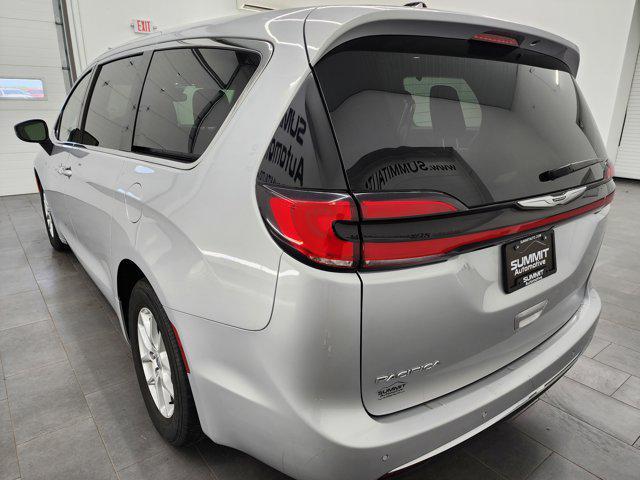 used 2023 Chrysler Pacifica car, priced at $25,999