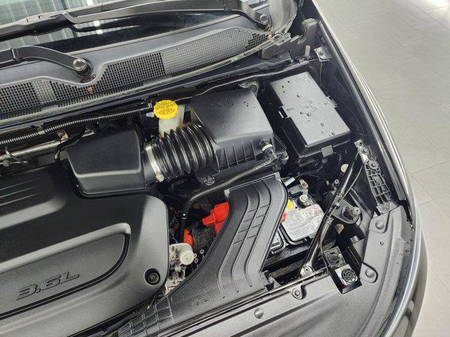 used 2023 Chrysler Pacifica car, priced at $24,999