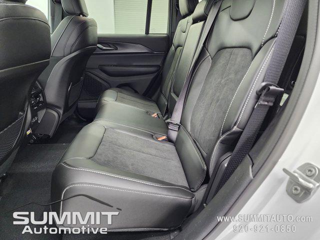 new 2025 Jeep Grand Cherokee car, priced at $42,584