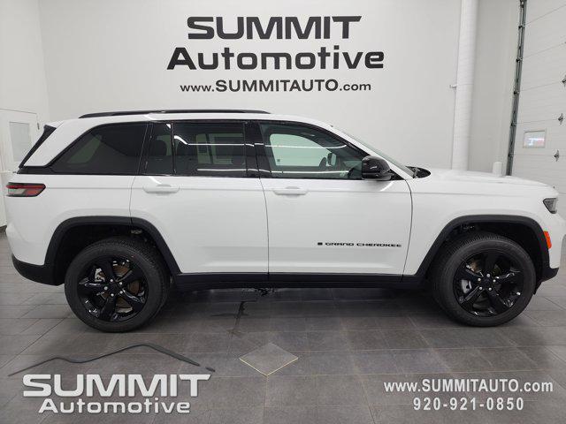 new 2025 Jeep Grand Cherokee car, priced at $42,584