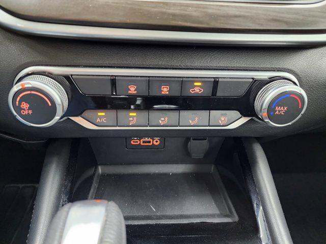 used 2023 Nissan Altima car, priced at $18,999