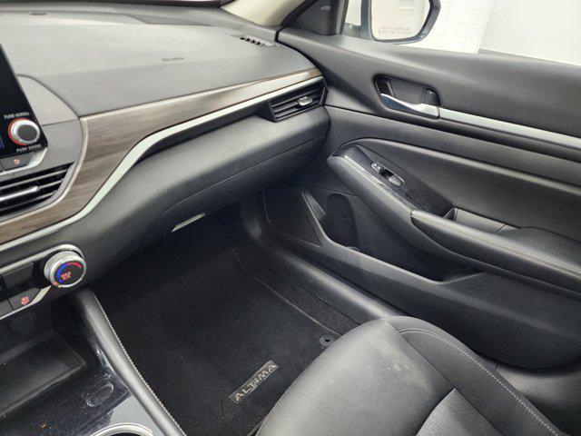 used 2023 Nissan Altima car, priced at $18,999