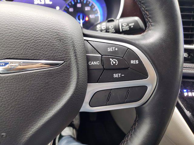 used 2017 Chrysler Pacifica car