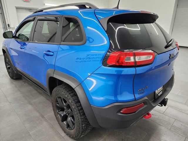 used 2017 Jeep Cherokee car
