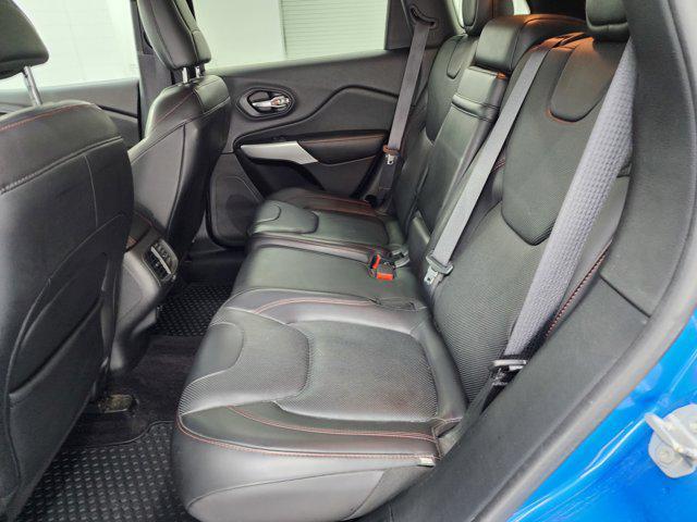 used 2017 Jeep Cherokee car