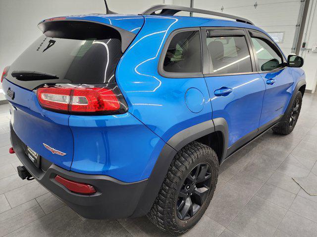 used 2017 Jeep Cherokee car