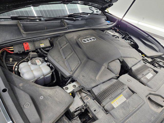 used 2022 Audi Q8 car