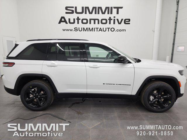 new 2025 Jeep Grand Cherokee car, priced at $47,833
