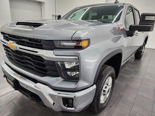used 2025 Chevrolet Silverado 2500 car, priced at $68,991