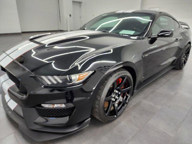 used 2016 Ford Shelby GT350R car