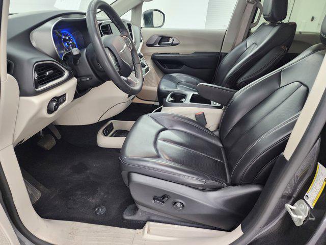 used 2023 Chrysler Pacifica car, priced at $25,999