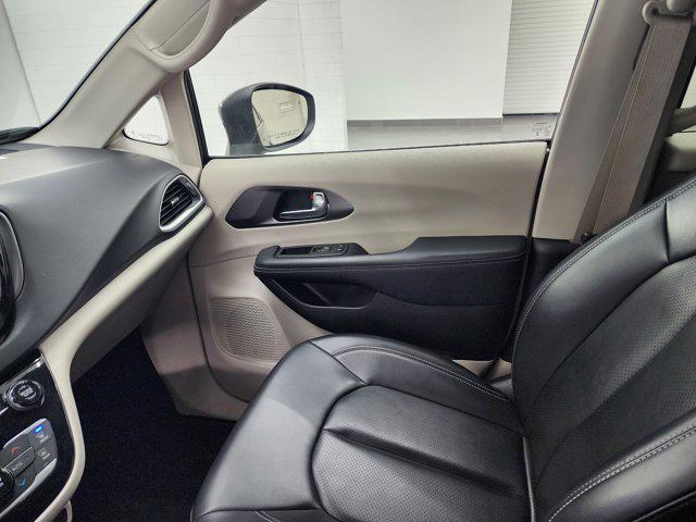 used 2023 Chrysler Pacifica car, priced at $25,999