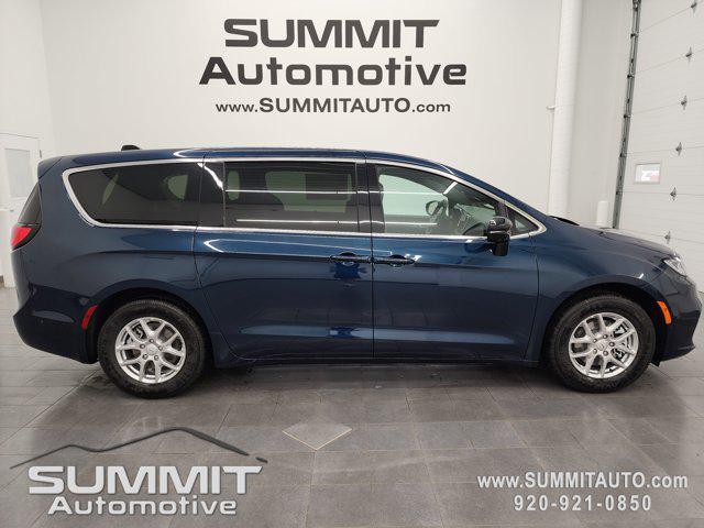 new 2025 Chrysler Pacifica car, priced at $42,603