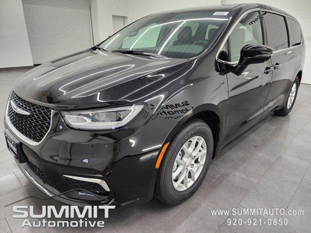 new 2025 Chrysler Pacifica car, priced at $42,118