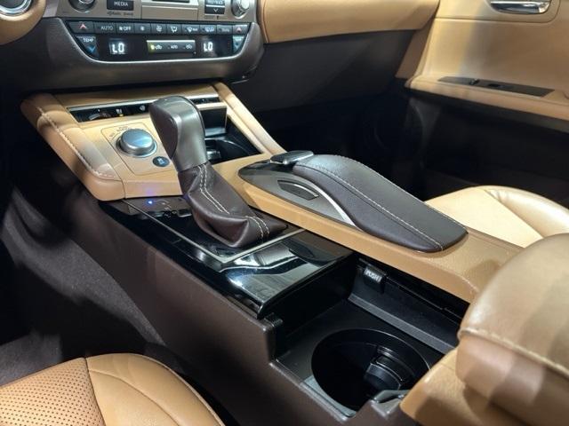used 2016 Lexus ES 350 car, priced at $19,922