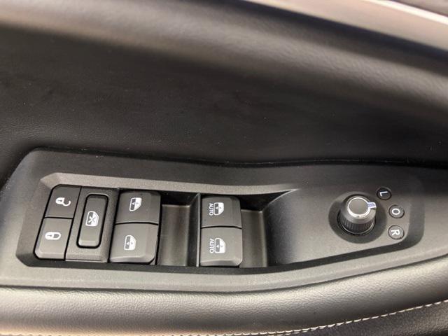 used 2023 Jeep Grand Cherokee L car, priced at $33,989