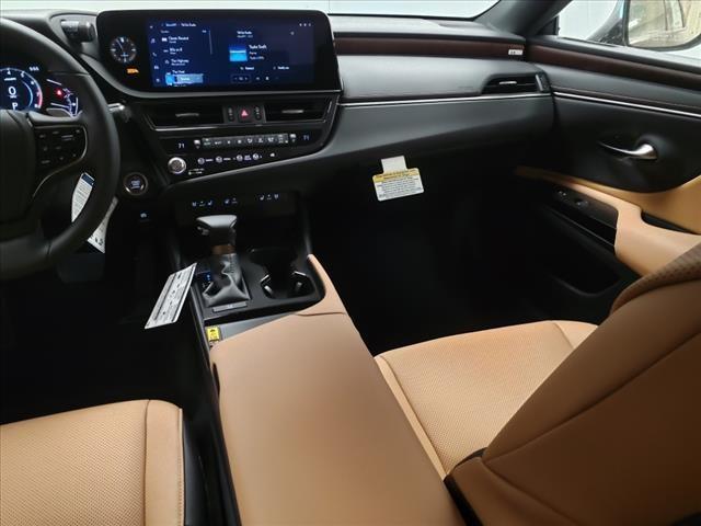 new 2024 Lexus ES 250 car, priced at $49,055