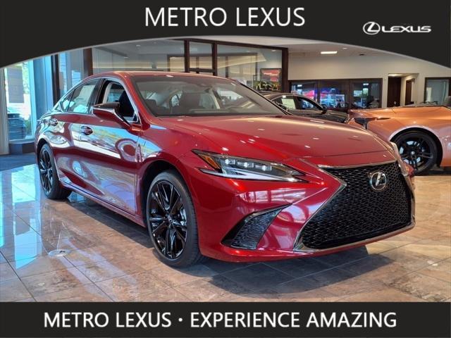 new 2025 Lexus ES 300h car, priced at $52,134