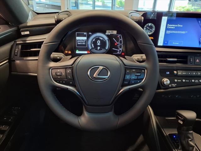 new 2025 Lexus ES 300h car, priced at $52,134