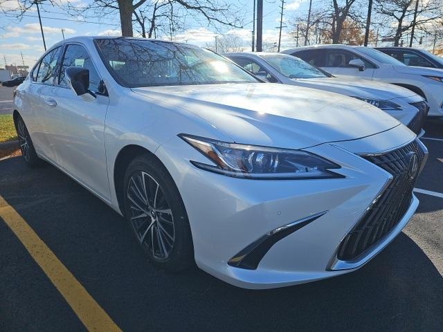 used 2022 Lexus ES 350 car, priced at $36,646