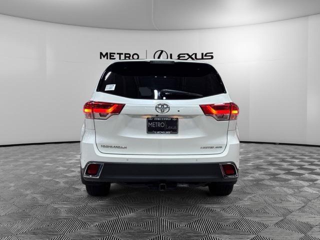 used 2018 Toyota Highlander car, priced at $24,957