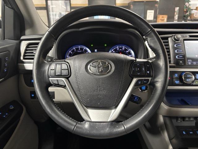 used 2018 Toyota Highlander car, priced at $24,957
