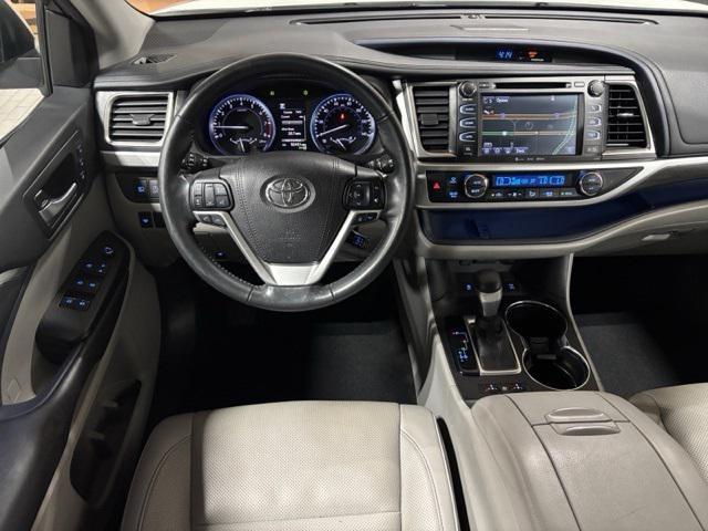 used 2018 Toyota Highlander car, priced at $24,957