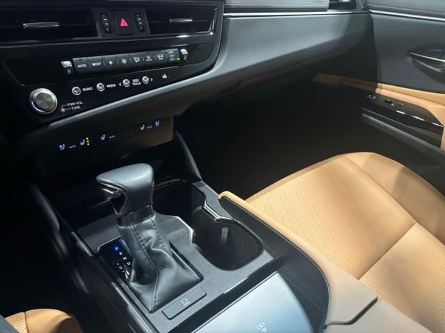 used 2024 Lexus ES 250 car, priced at $41,110