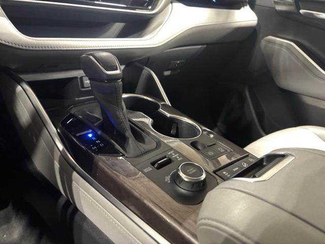 used 2020 Toyota Highlander car, priced at $32,645