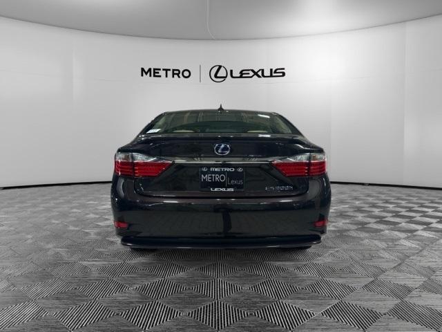 used 2013 Lexus ES 300h car, priced at $18,920