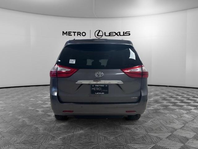 used 2018 Toyota Sienna car, priced at $29,657