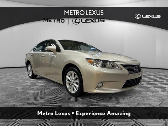 used 2014 Lexus ES 300h car, priced at $17,281