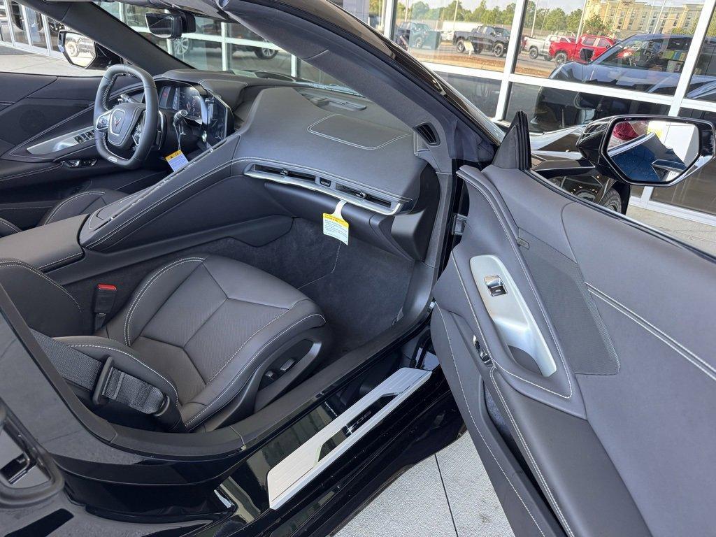 new 2025 Chevrolet Corvette car