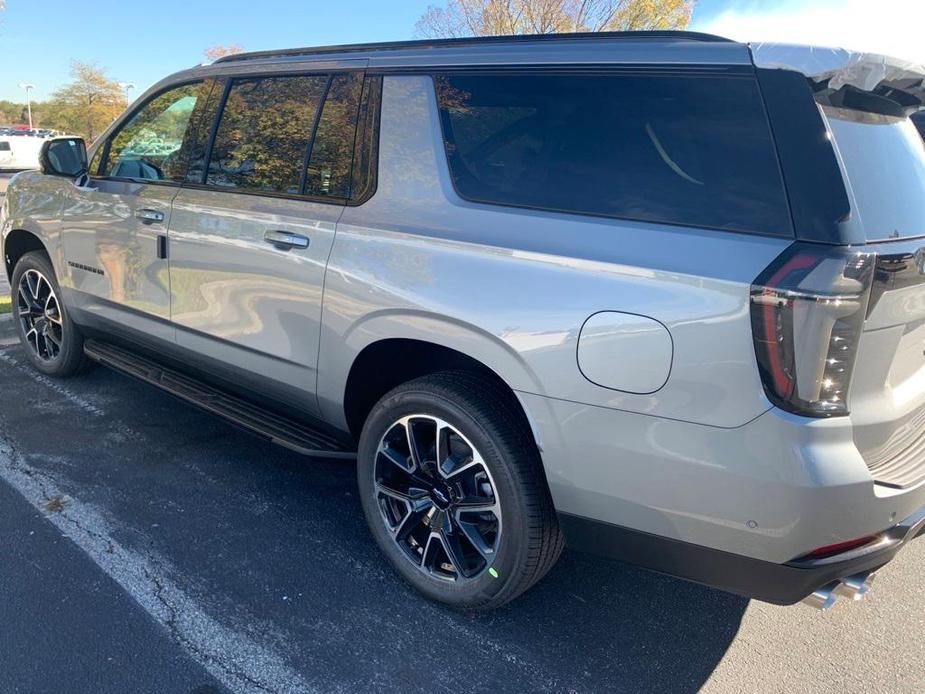 new 2025 Chevrolet Suburban car, priced at $76,050