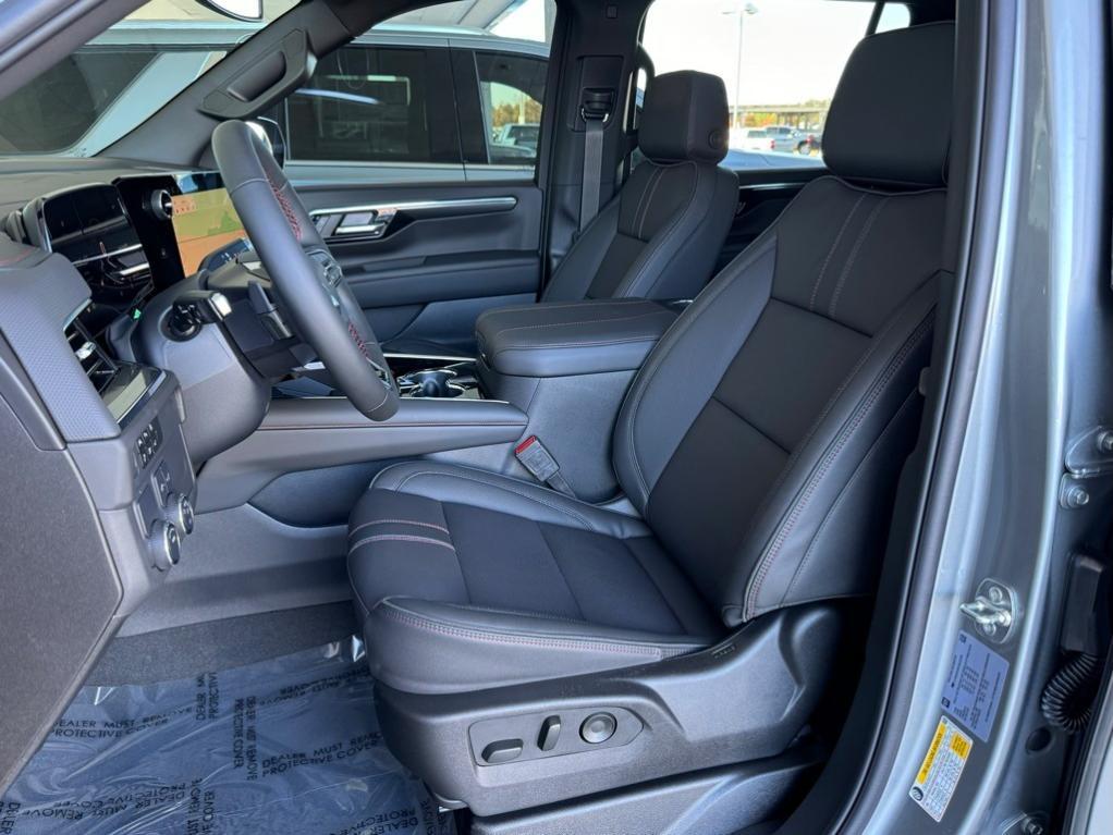 new 2025 Chevrolet Suburban car, priced at $73,800